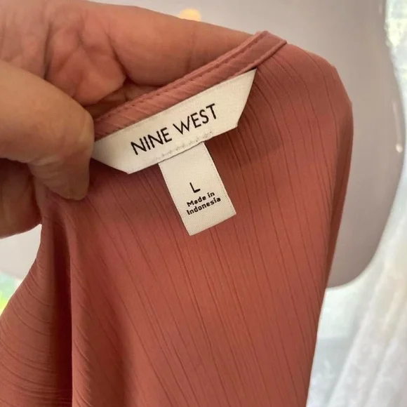 Nine West Women's Ruffled Sleeve Button-Down Top - Pink L - Picture 3 of 3